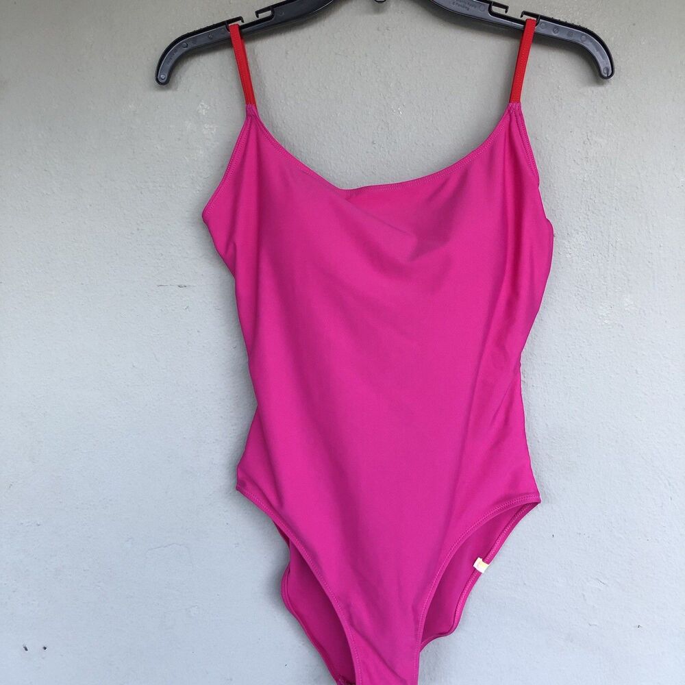 Summersalt Swimsuit Women’s 8 Hot Pink Red One-Piece Swimwear Resort